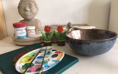 Open atelier in beeldhouw/klei atelier
